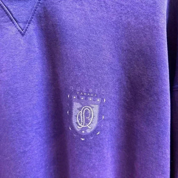 Vintage 1980s Purple Faded Quebec Crest Crewneck - Picture 4 of 4